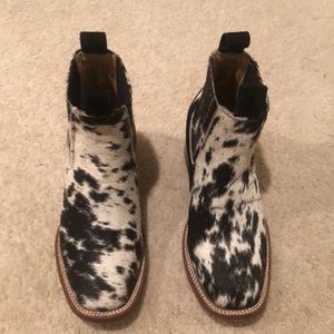 Stiefeld real leather hair on hide cow hide short boots. Size 24.5/7.5